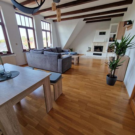 98Qm Wohnung Im Villenviertel - Voll Ausgestattet Mit Balkon Und Kamin - Wlan Gratis Βίλχελμσχαφεν Εξωτερικό φωτογραφία